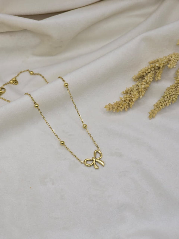 Bow Pendant Necklace